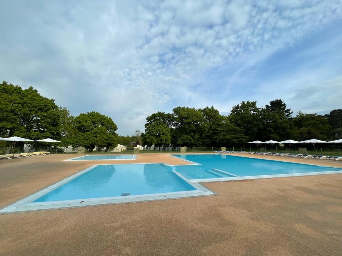 Village Vacances Chateau De Treambert Mesquer Exterior photo